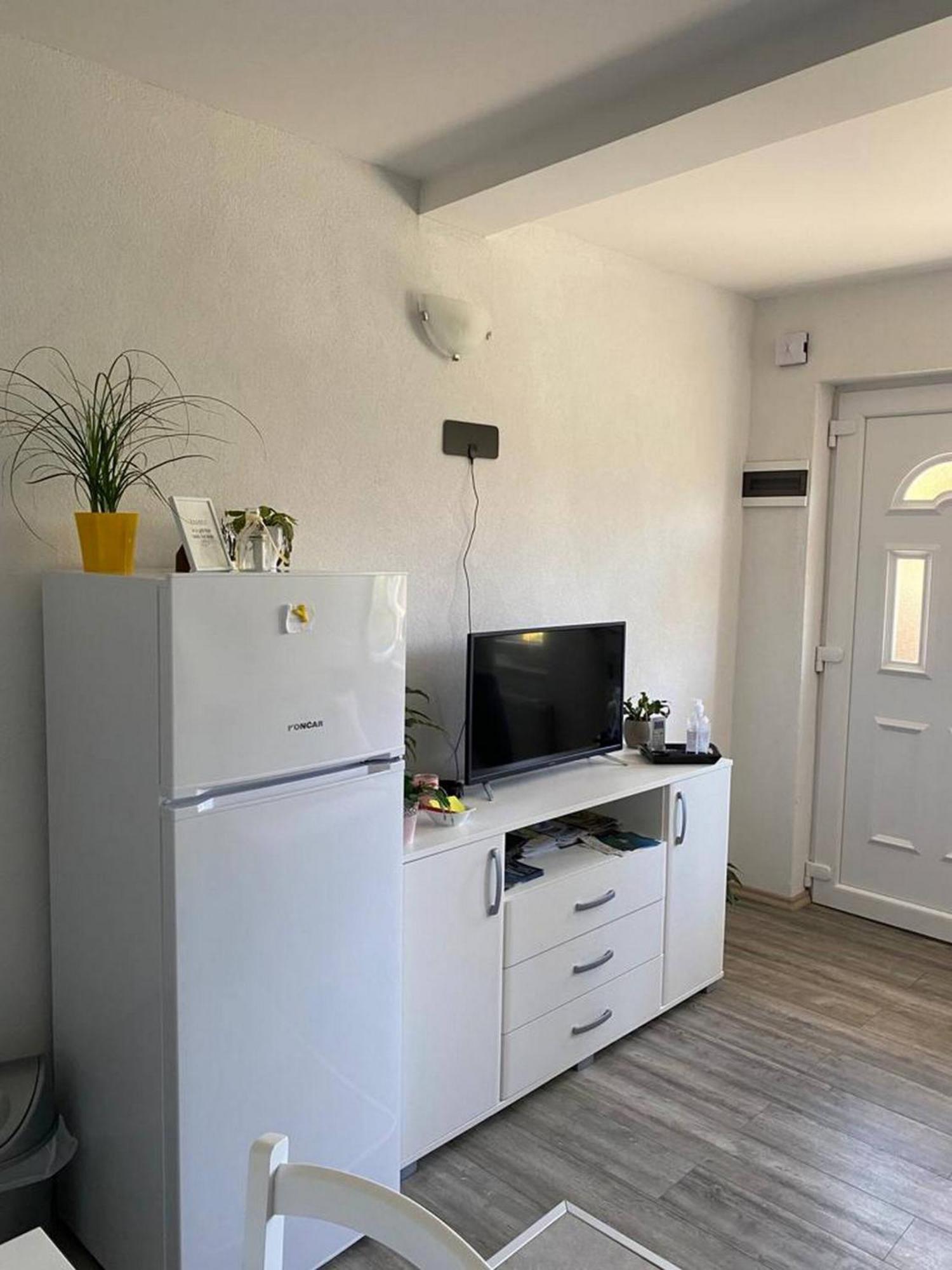 Rural Apartment Ante Drniš Exterior foto